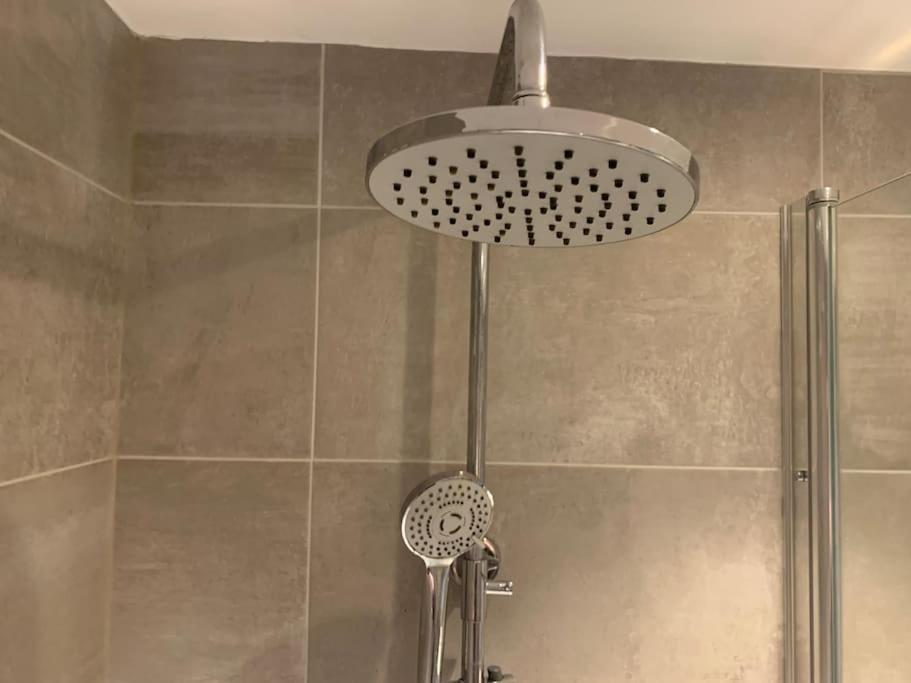 Fantastic Large 2 X Bedroom Flat, Free Parking Sale