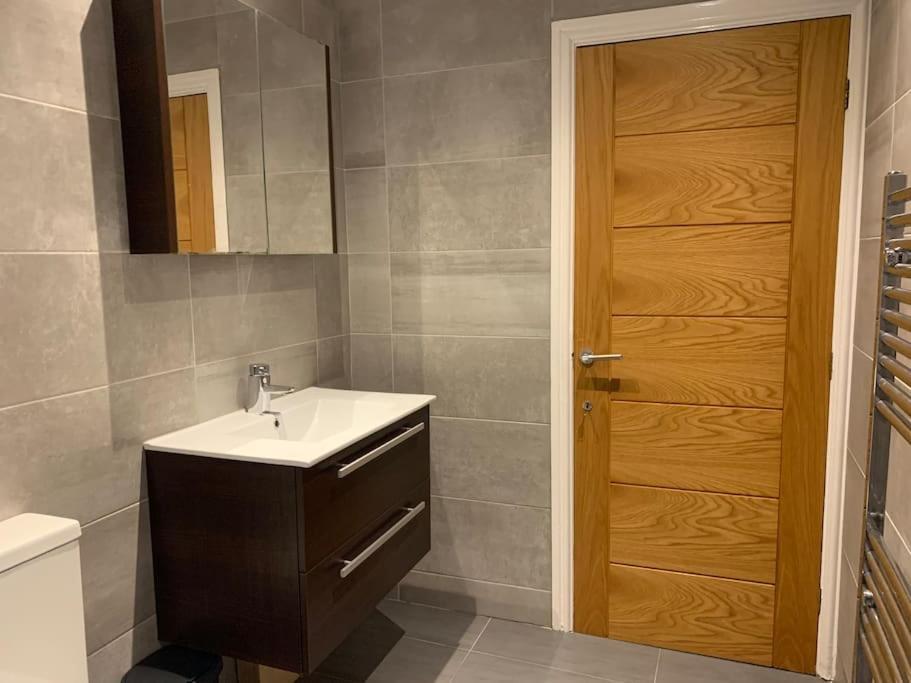 Fantastic Large 2 X Bedroom Flat, Free Parking * Sale